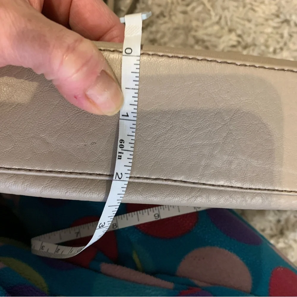 Chaps cross body bag